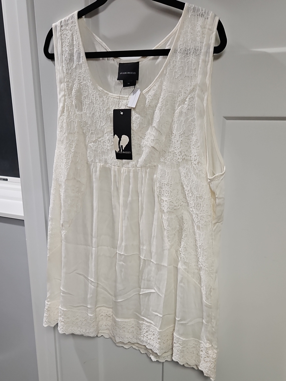 V by Very Cream Lace-Accent Sleeveless Blouse